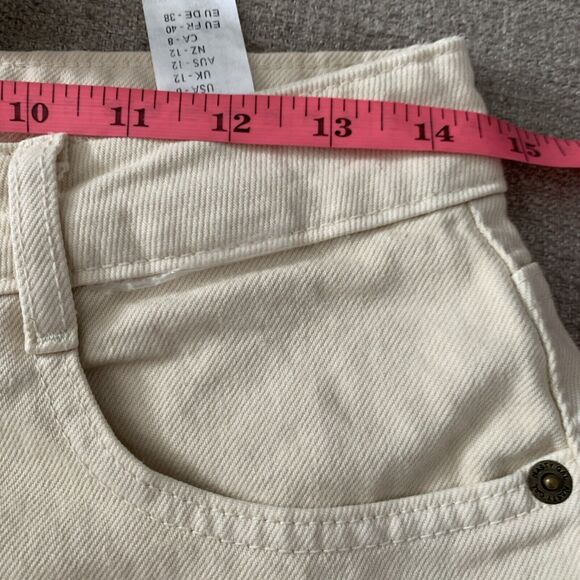 Women's Nasty Gal Organic Denim Roll Hem high waist Shorts Color: Beige Sz 8 - Picture 6 of 8